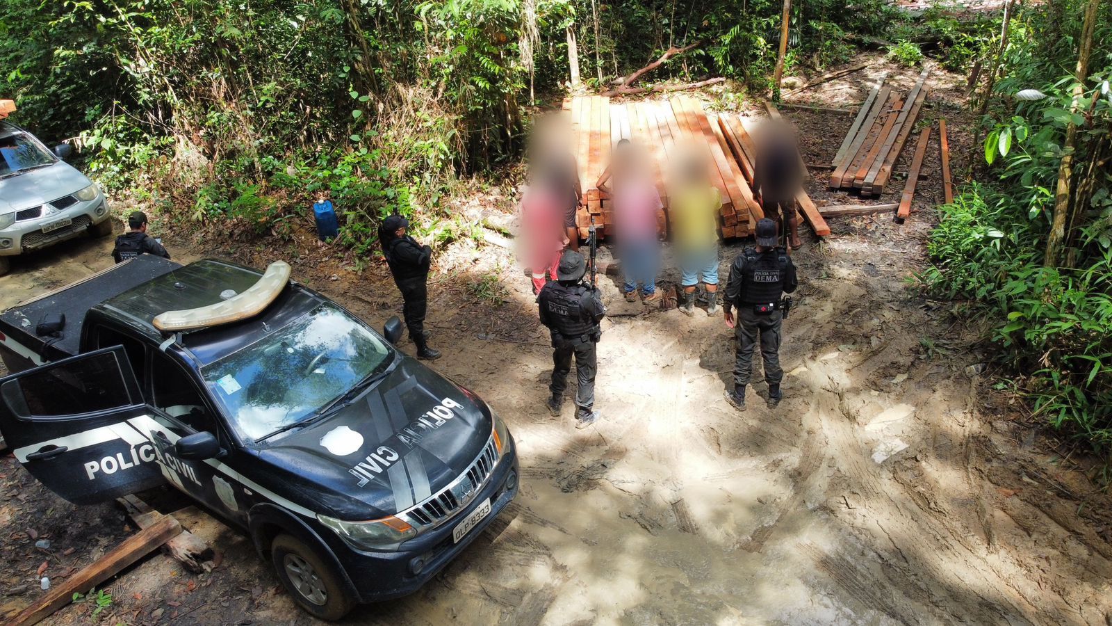 EM MAZAGÃO, POLÍCIA CIVIL DEFLAGRA A “OPERAÇÃO DIA D” E PRENDE QUATRO INDIVÍDUOS EM FLAGRANTE PELAS PRÁTICAS DE CRIMES AMBIENTAIS